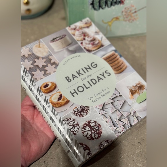 Baking for the holidays book - Picture 6 of 9